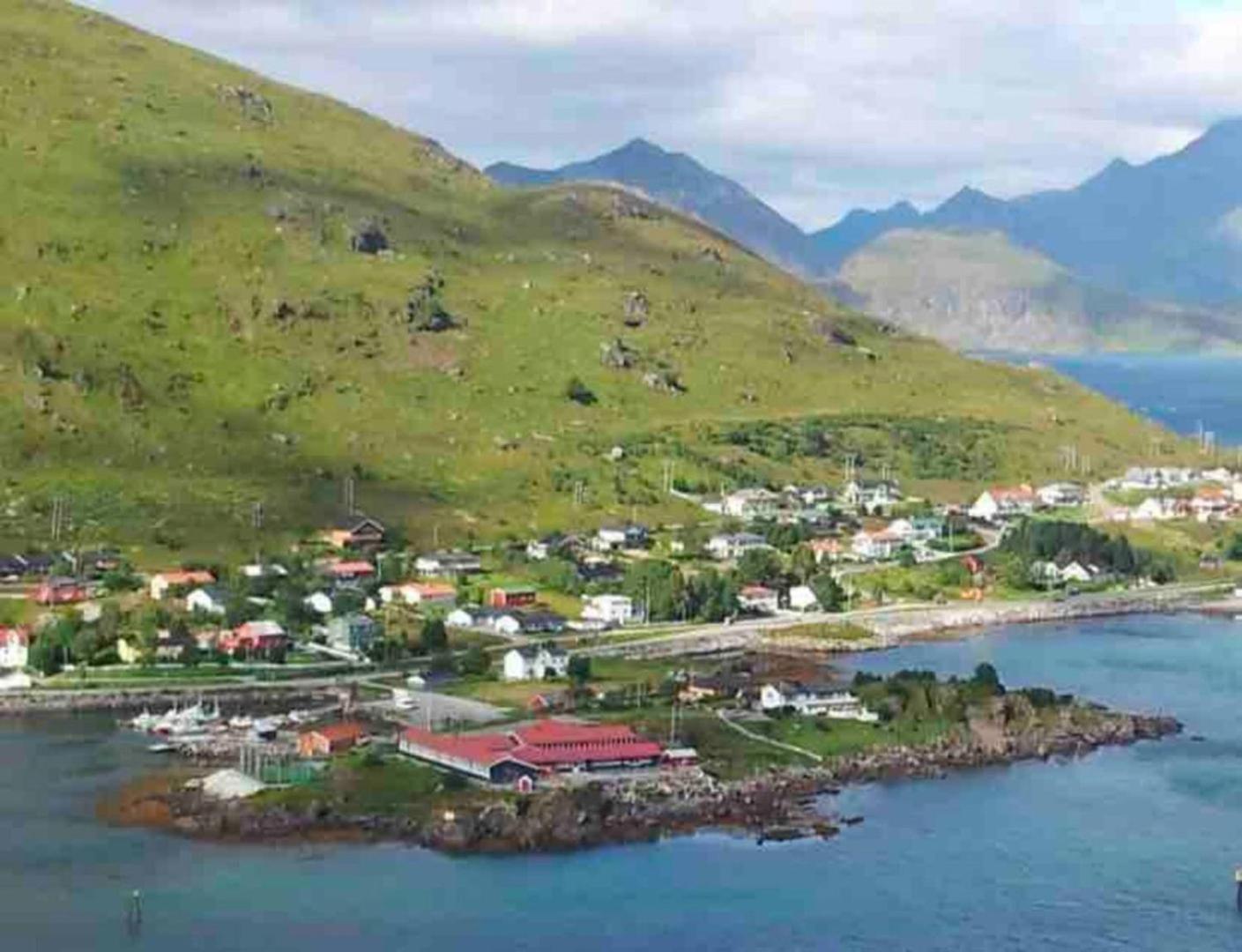 Leilighet Med Balkong Og Havutsikt Pa Napp. 外观 照片