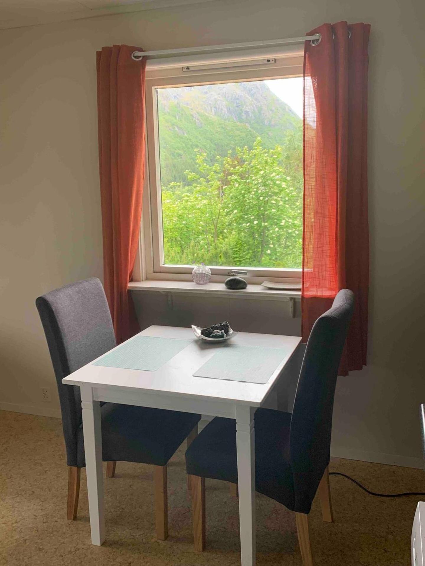 Leilighet Med Balkong Og Havutsikt Pa Napp. 外观 照片